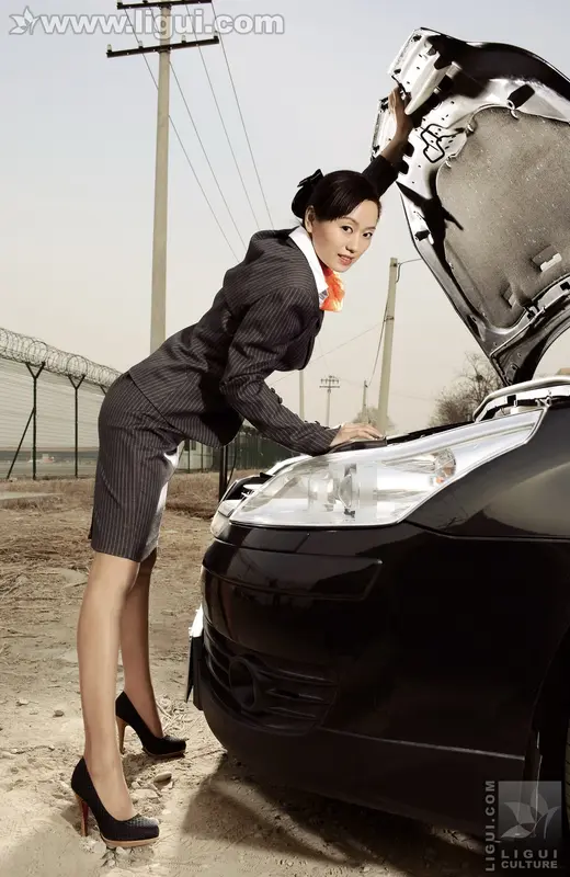 08.10《贵足》第六辑 失控空姐独白:别让你的情感机车超速行驶 - Ligui丽柜